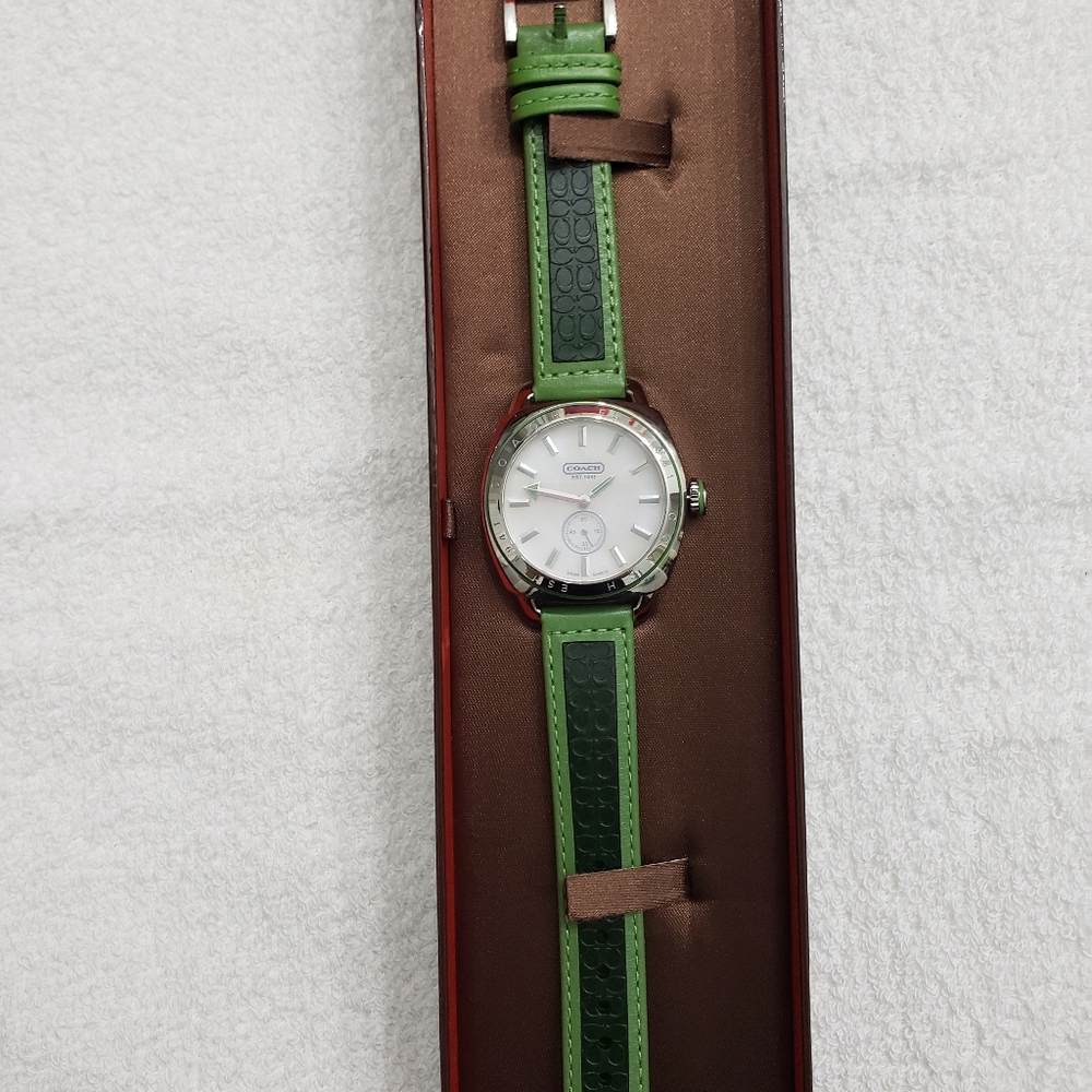 Watch - Picture 5 of 5